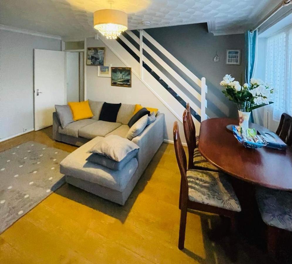 Villa Sea View 3-Bed Heated Pool Eat Bar Kids Park Lowestoft Exterior foto